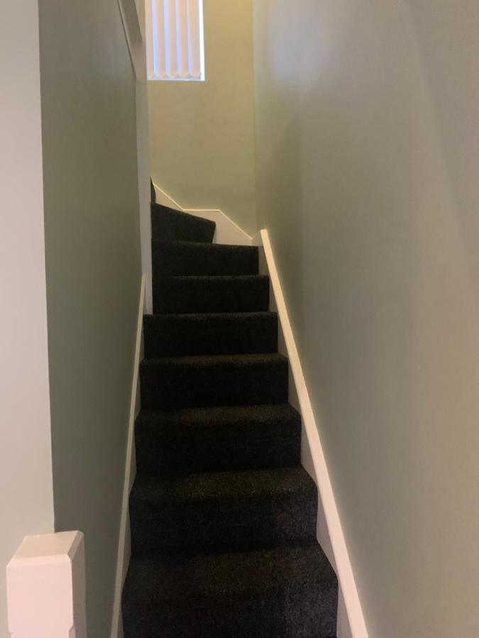 2 Bedroom Cheerful House Close To City Center ベルファスト エクステリア 写真